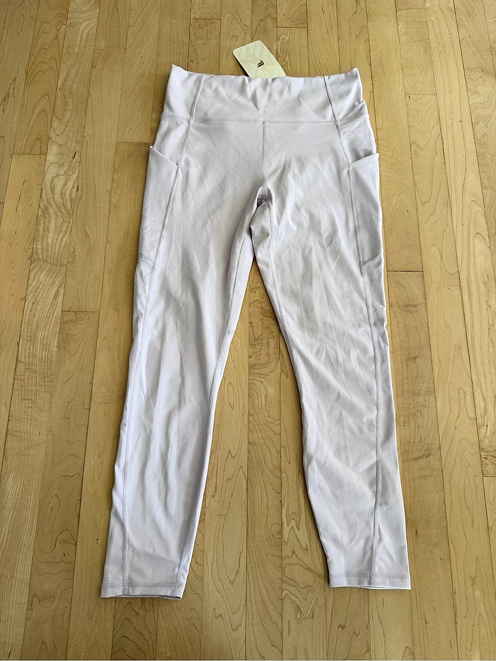 NWT Fabletics The Oasis High-Waisted 7/8 Legging Lavender - Medium
